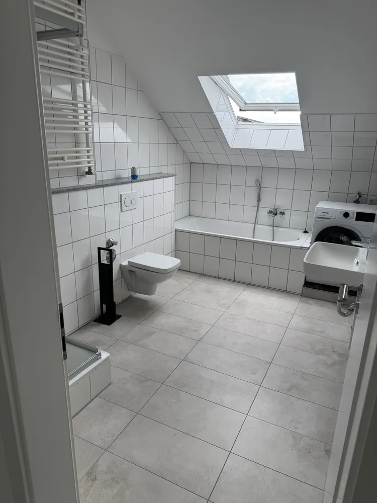 3 Zimmer Wohnung mit 70 m² in Düsseldorf – Bild 2