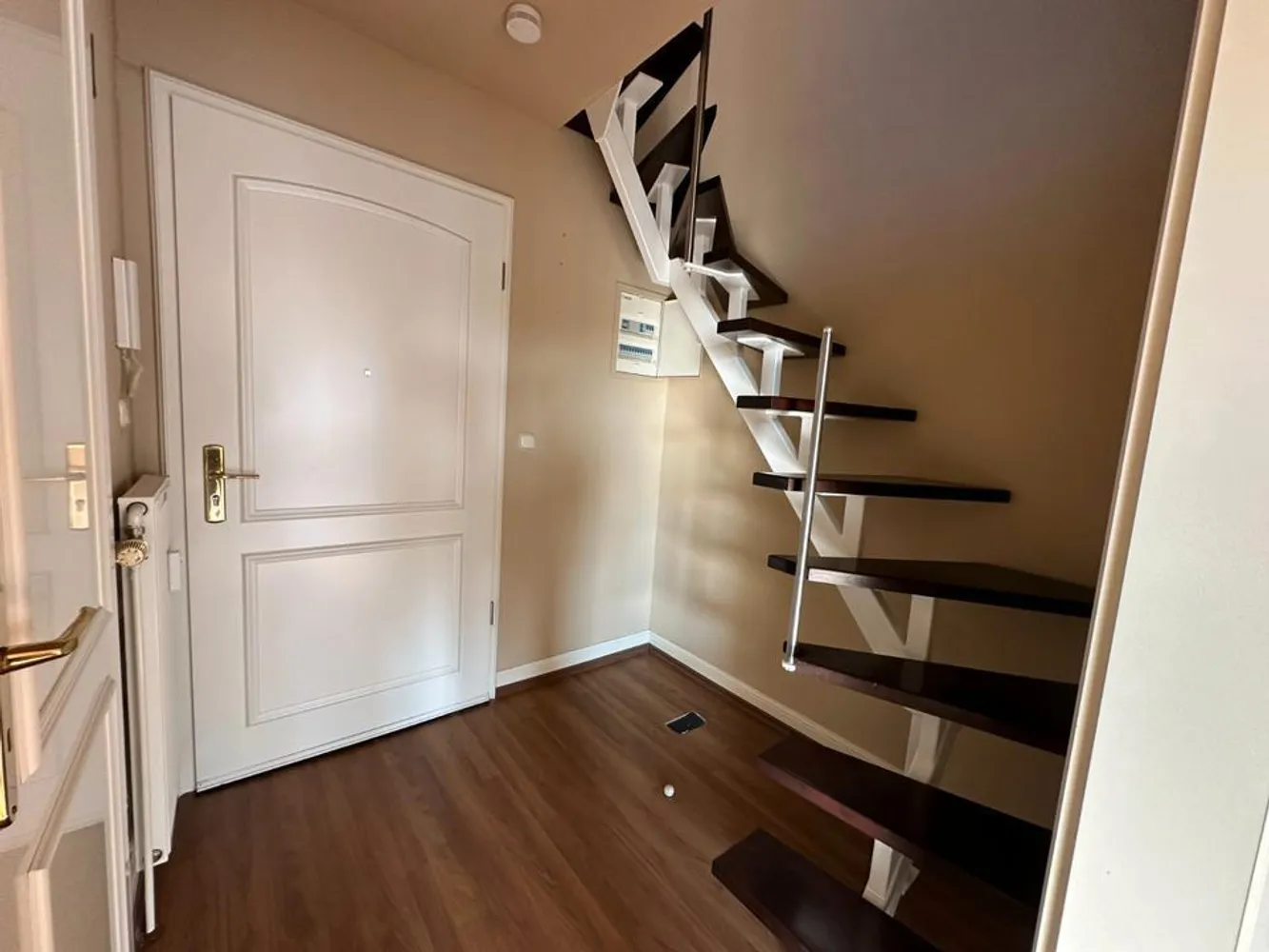 2 room apartment with 68 m² in Frankfurt am Main – Photo 1