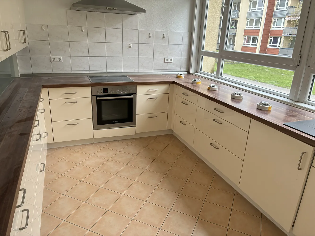 3 Zimmer Wohnung mit 97 m² in Hamburg – Bild 2