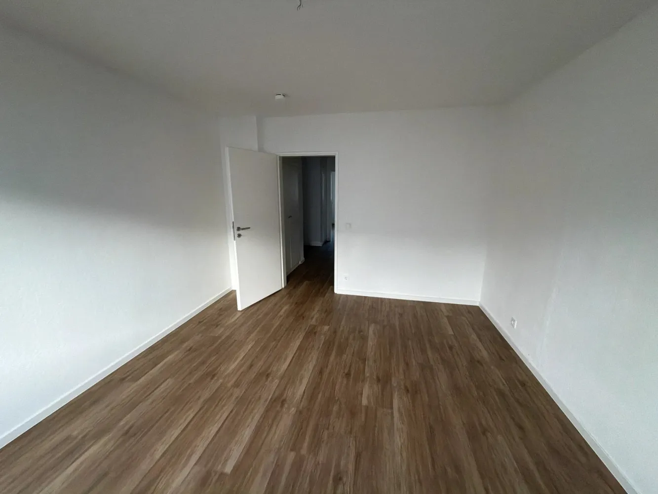 4 Zimmer Wohnung mit 101 m² in Köln – Bild 7