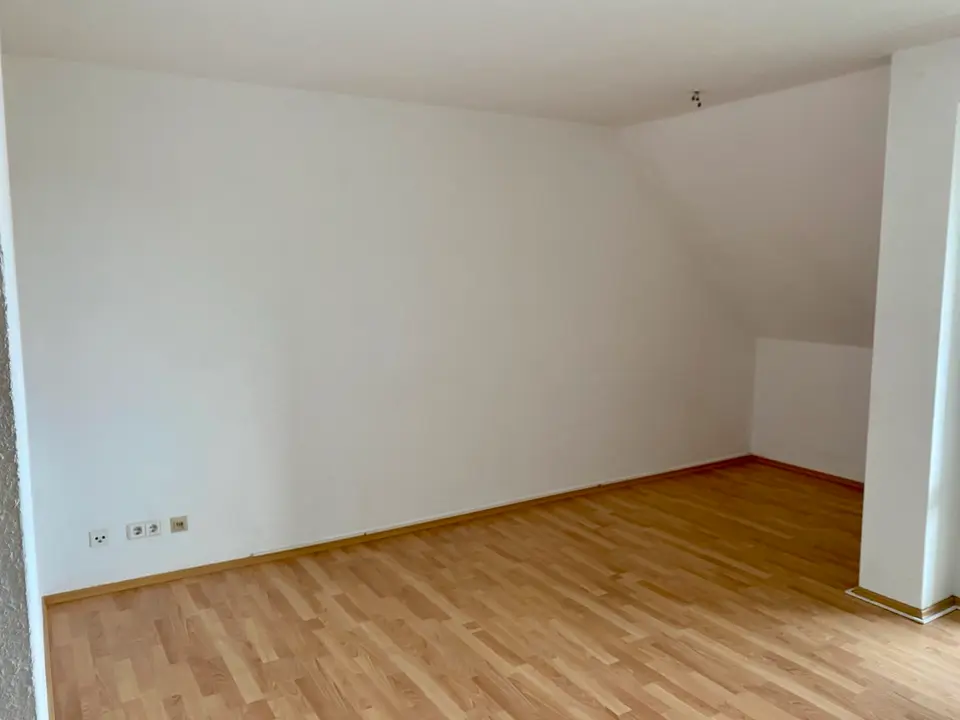 4 Zimmer Wohnung mit 95 m² in Potsdam – Bild 2
