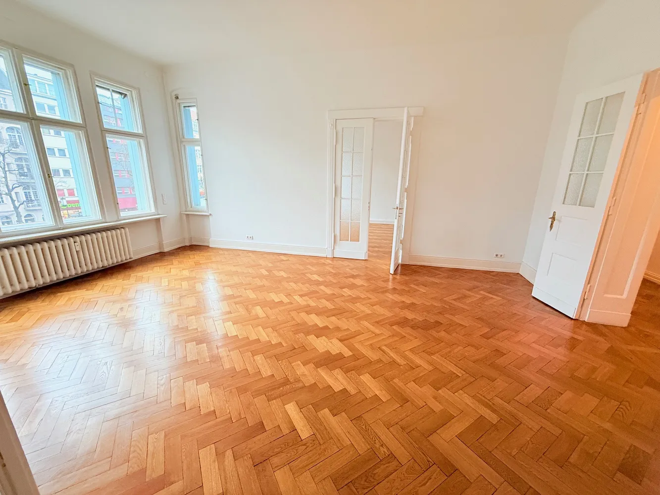 6 Zimmer Wohnung mit 209 m² in Berlin – Bild 8
