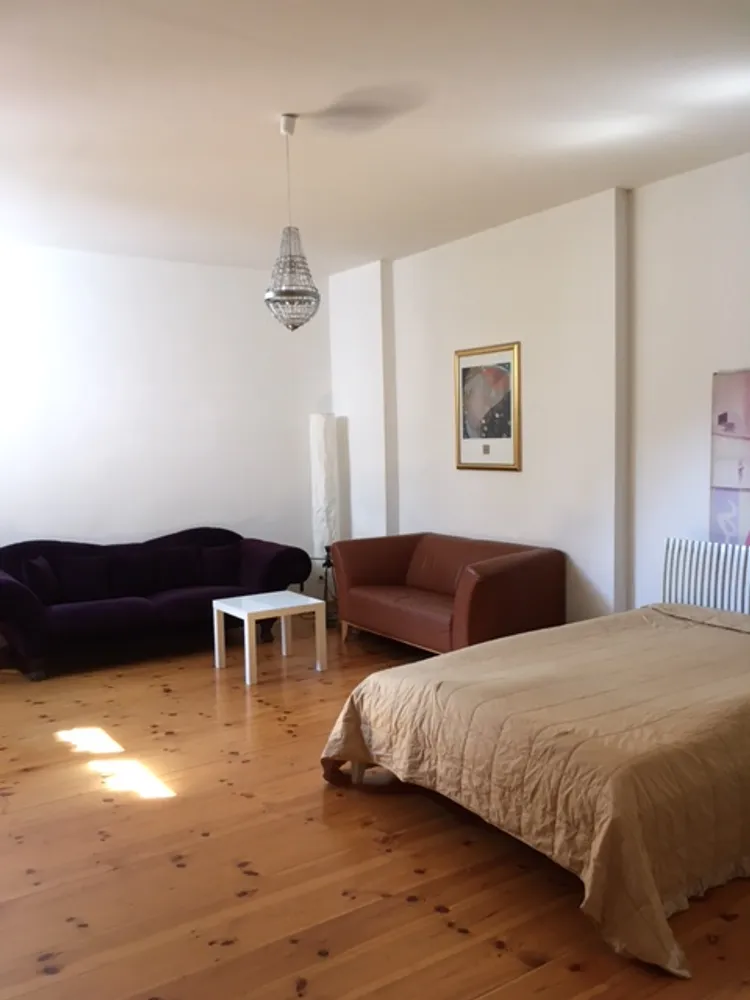 1 Zimmer Wohnung mit 53 m² in Berlin – Bild 1