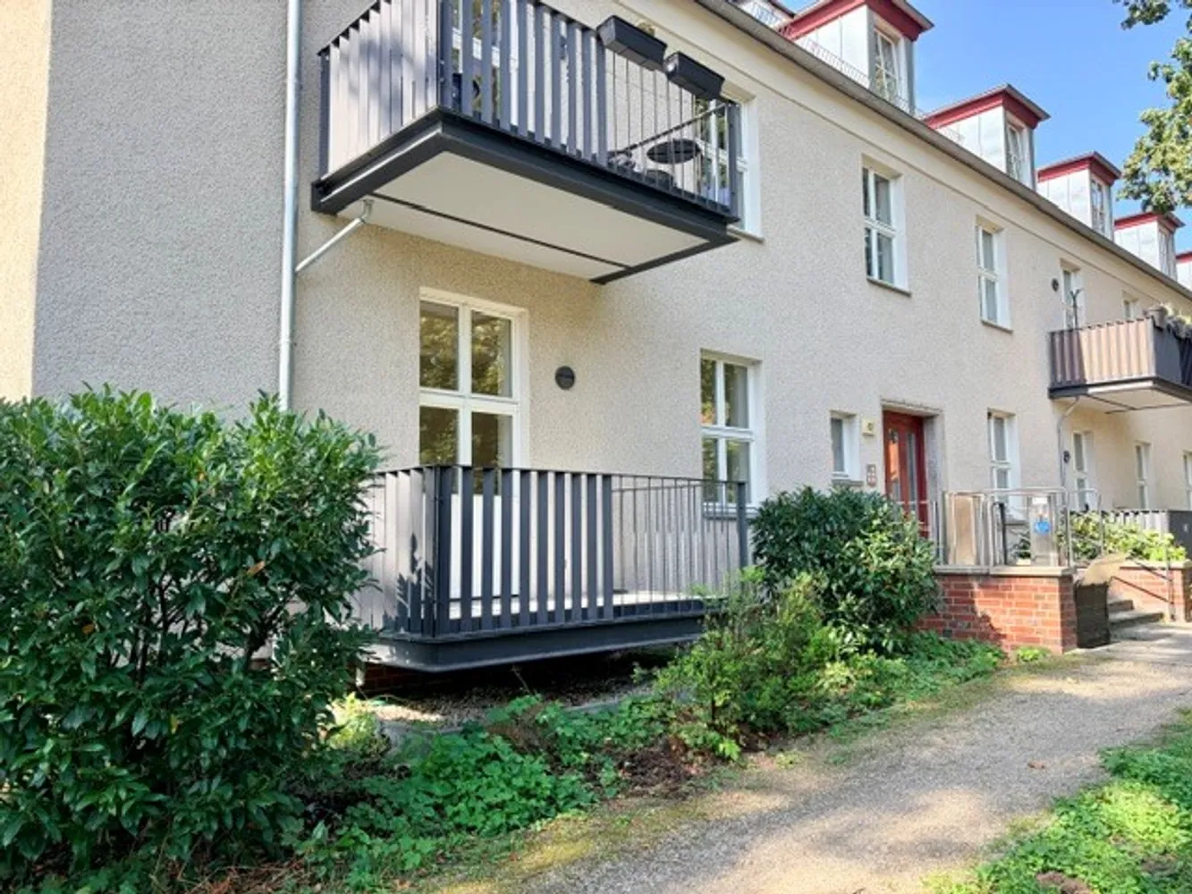 1 room apartment with 55 m² in Berlin – Photo 5