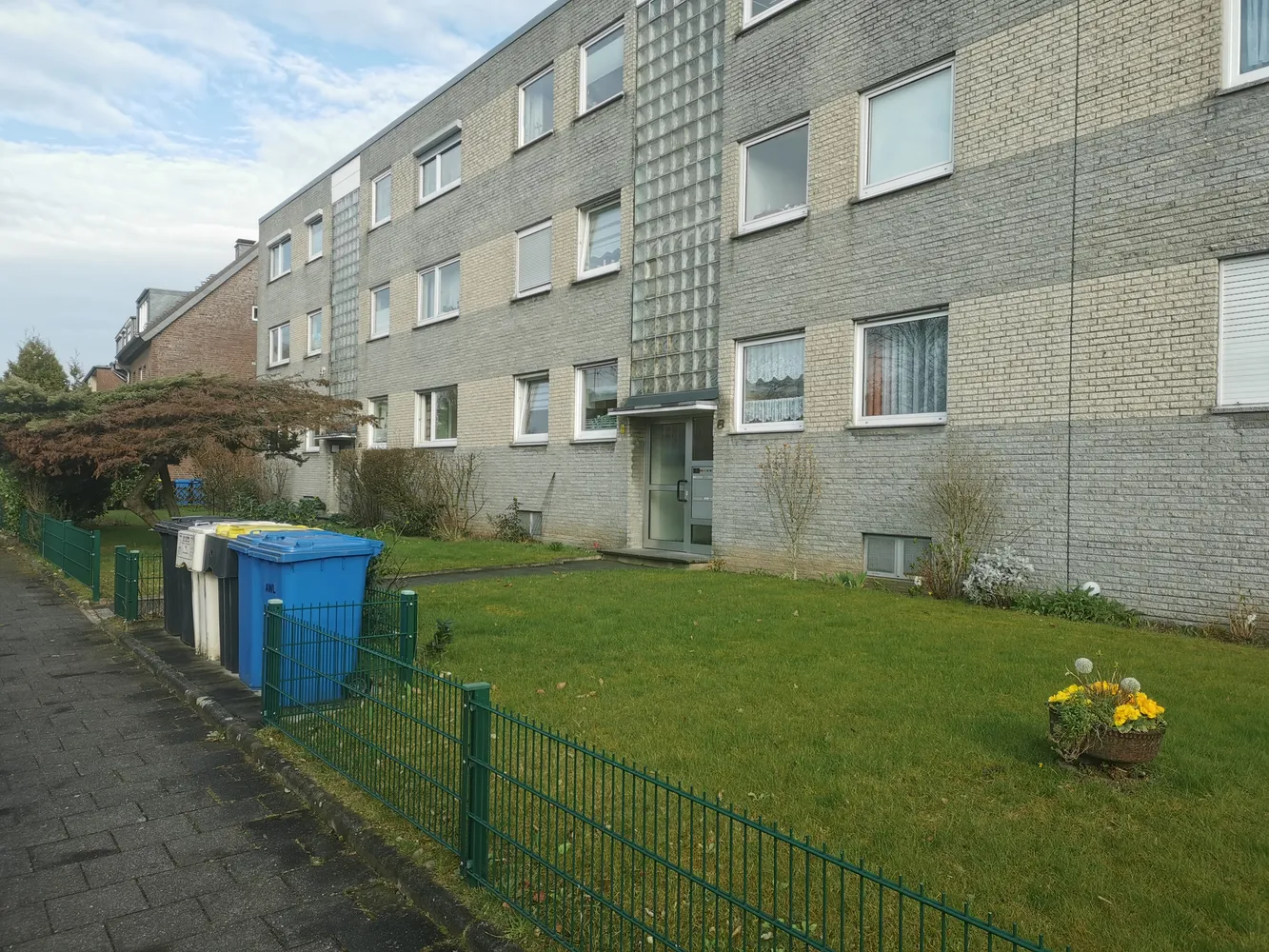 3 Zimmer Wohnung mit 65 m² in Neuss – Bild 2
