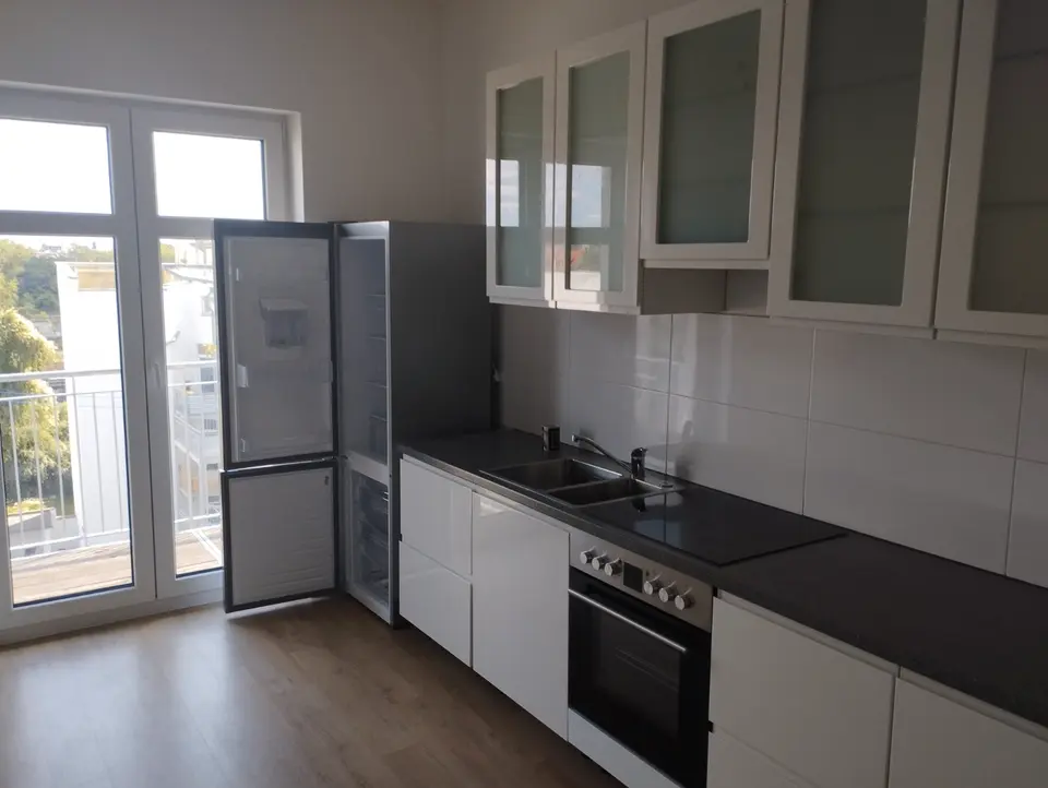 2 Zimmer Wohnung mit 65 m² in Magdeburg – Bild 3