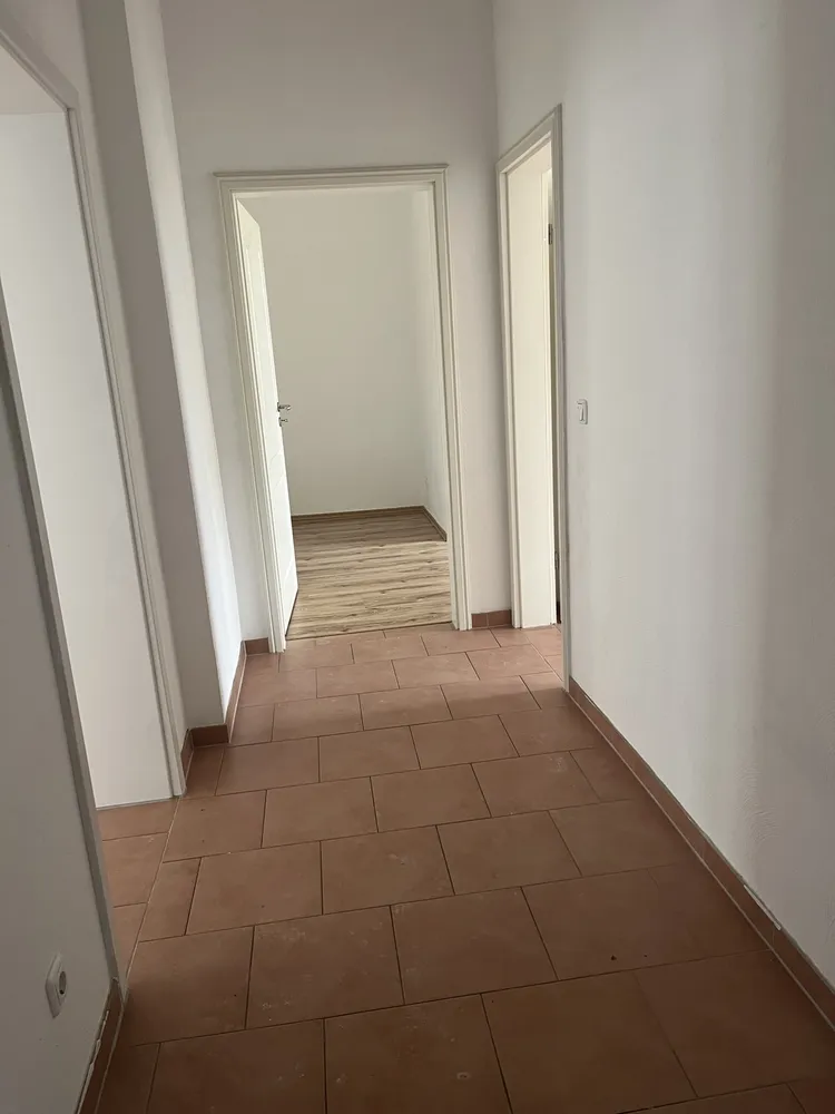 3 Zimmer Wohnung mit 64 m² in Magdeburg – Bild 2