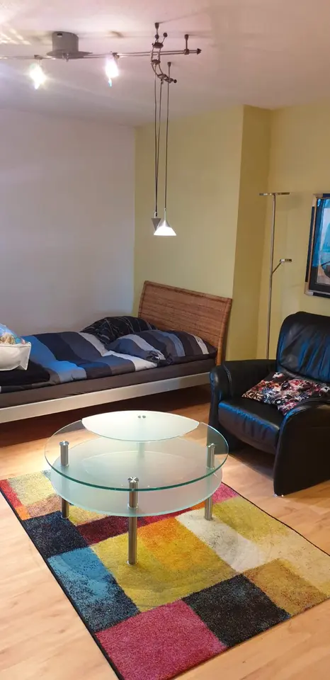 WG-Zimmer mit 32 m² in Langenfeld – Bild 2