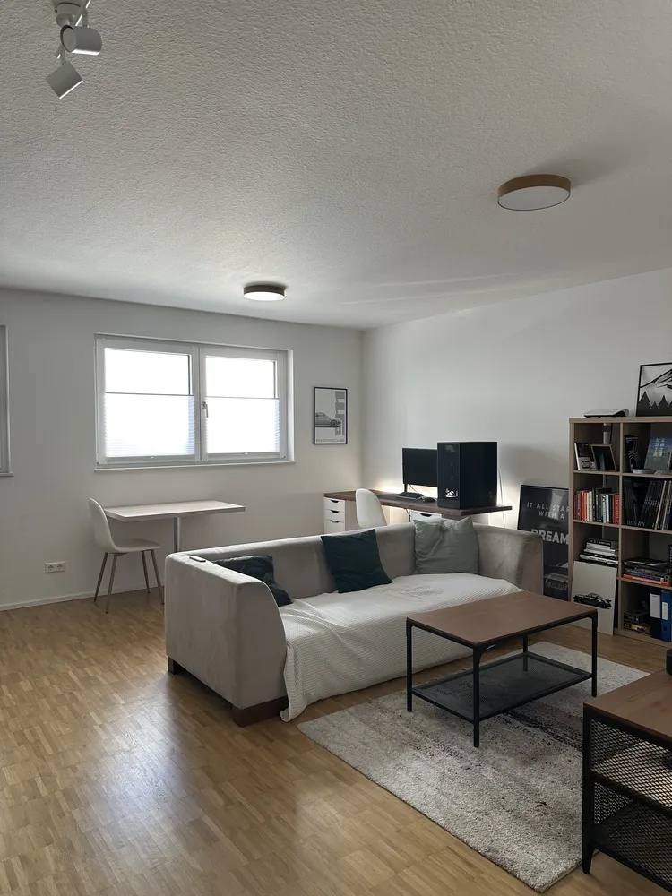 2 Zimmer Wohnung mit 50 m² in Karlsruhe – Bild 1