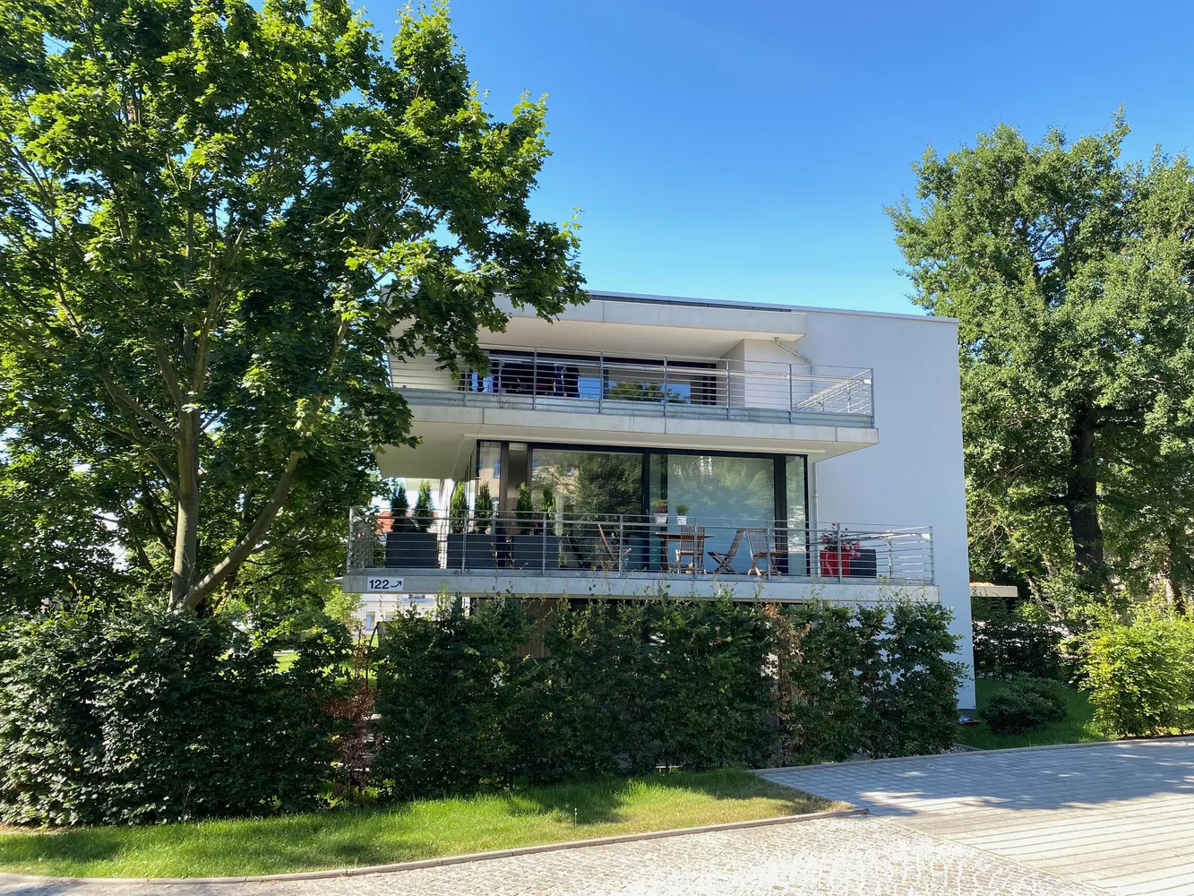 4 Zimmer Wohnung mit 156 m² in Dresden – Bild 1