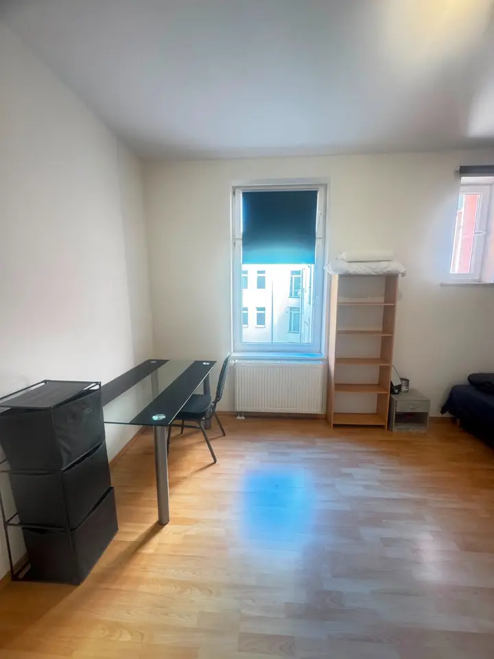 WG-Zimmer mit 17 m² in Halle (Saale) – Bild 2