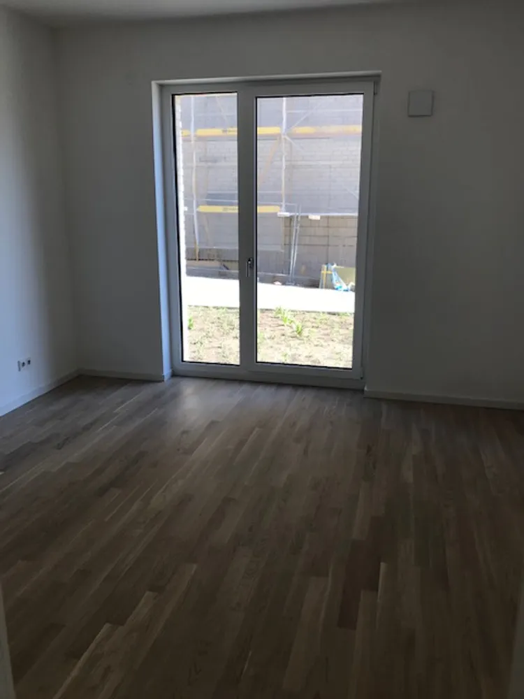 2 Zimmer Wohnung mit 81 m² in Berlin – Bild 3