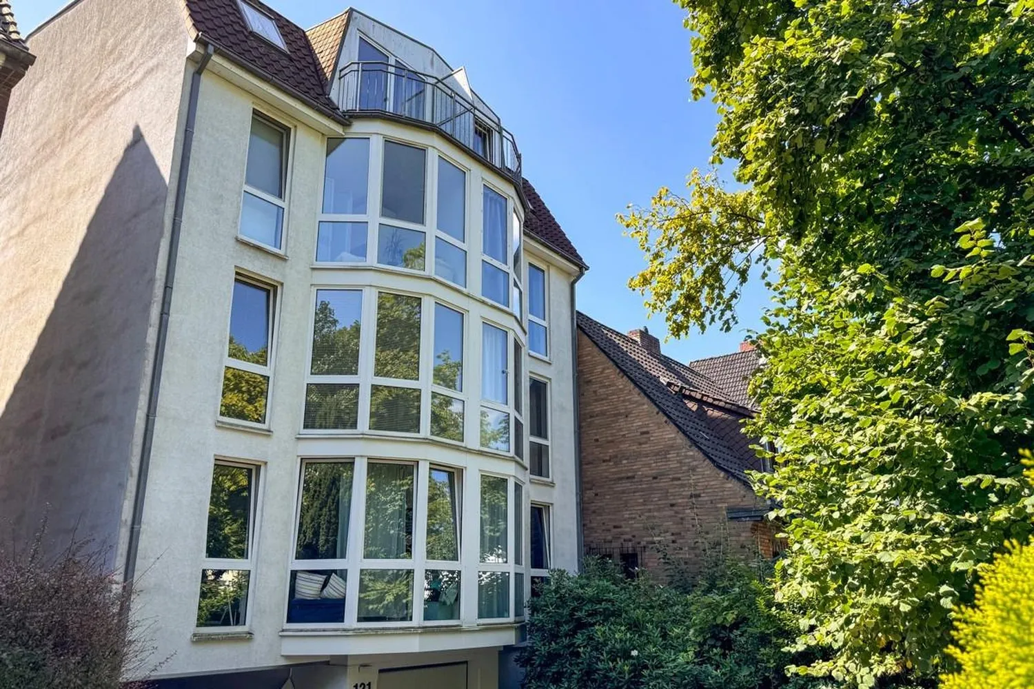 2 Zimmer Wohnung mit 67 m² in Bremen – Bild 2