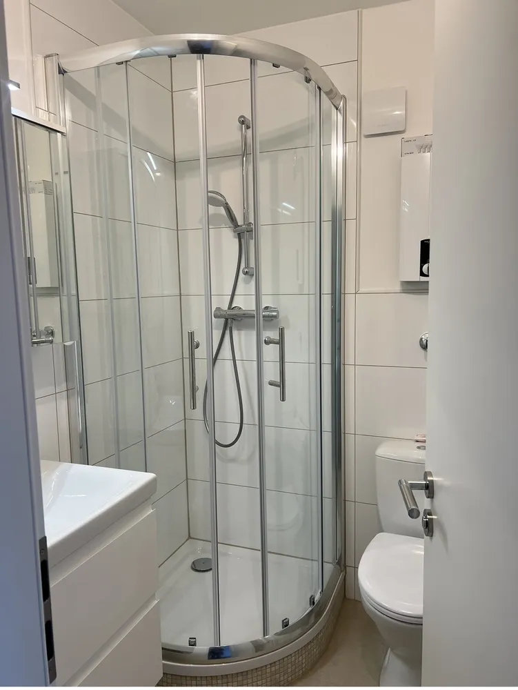1 room apartment with 28 m² in Düsseldorf – Photo 5