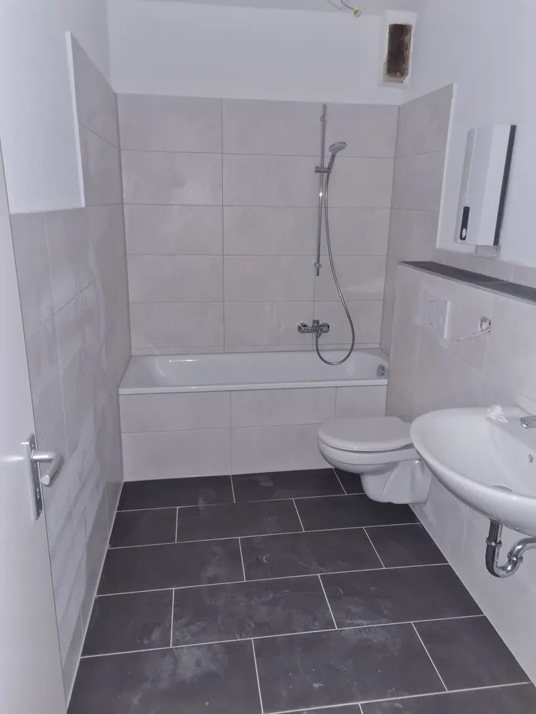 2 Zimmer Wohnung mit 72 m² in Duisburg – Bild 6