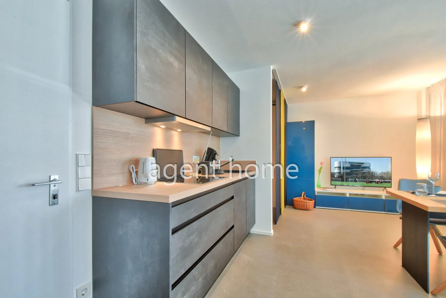 1 room apartment with 41 m² in Stuttgart – Photo 10