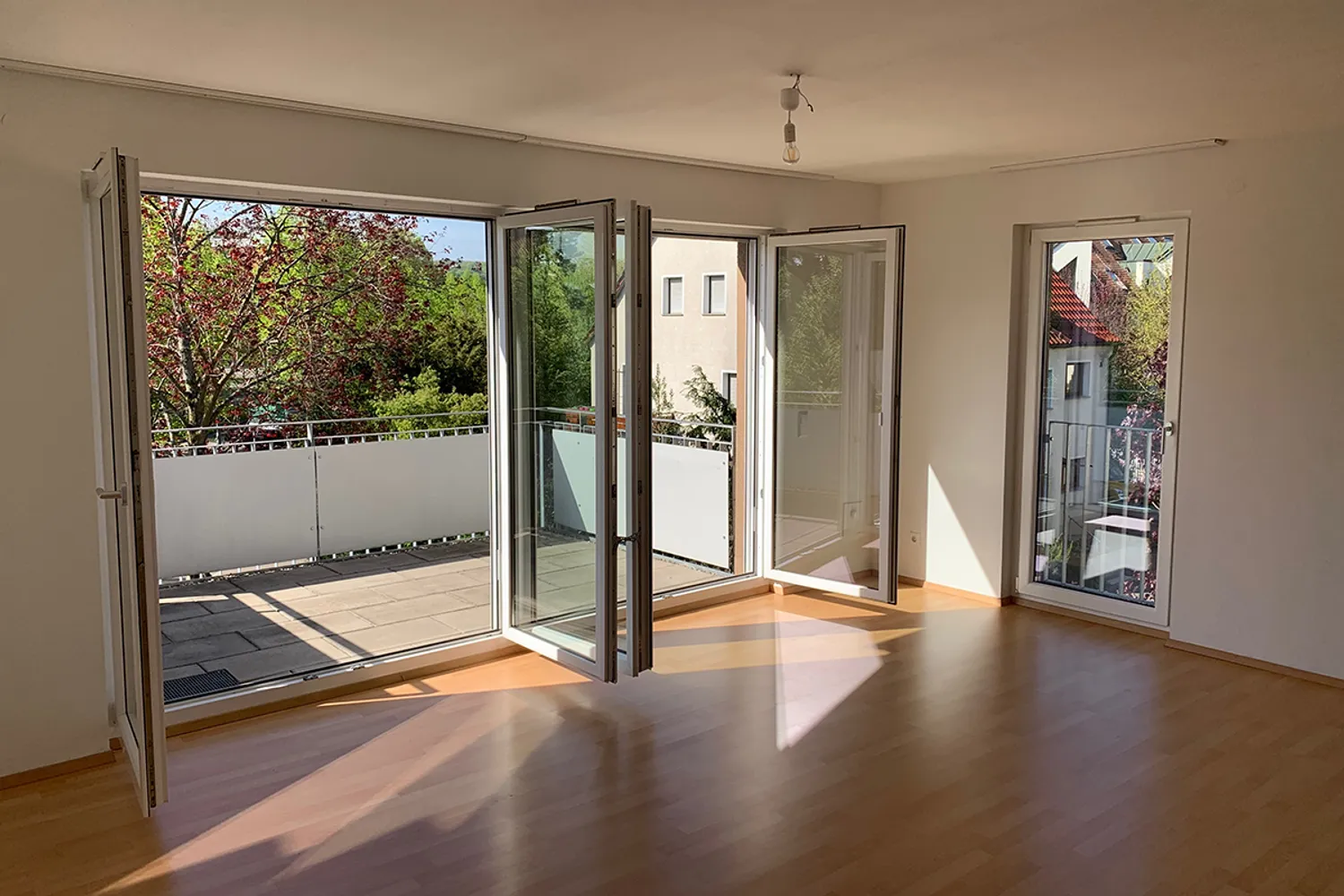 3 Zimmer Wohnung mit 91 m² in Stuttgart – Bild 2