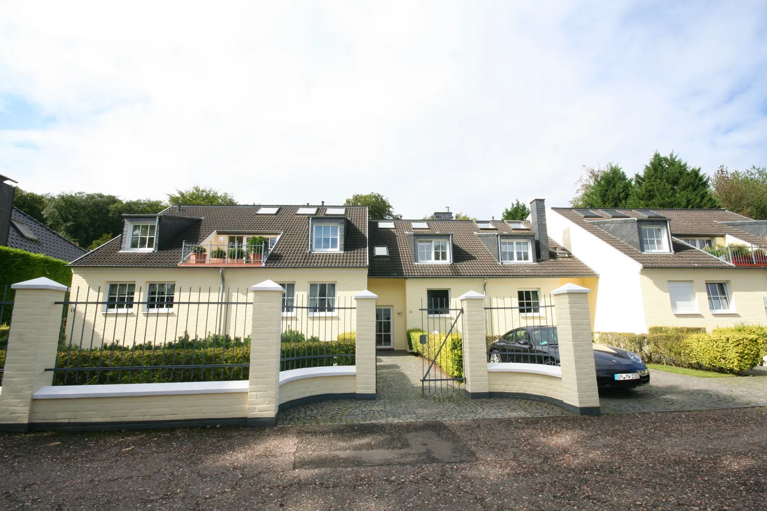 2 Zimmer Wohnung mit 85 m² in Frechen – Bild 4