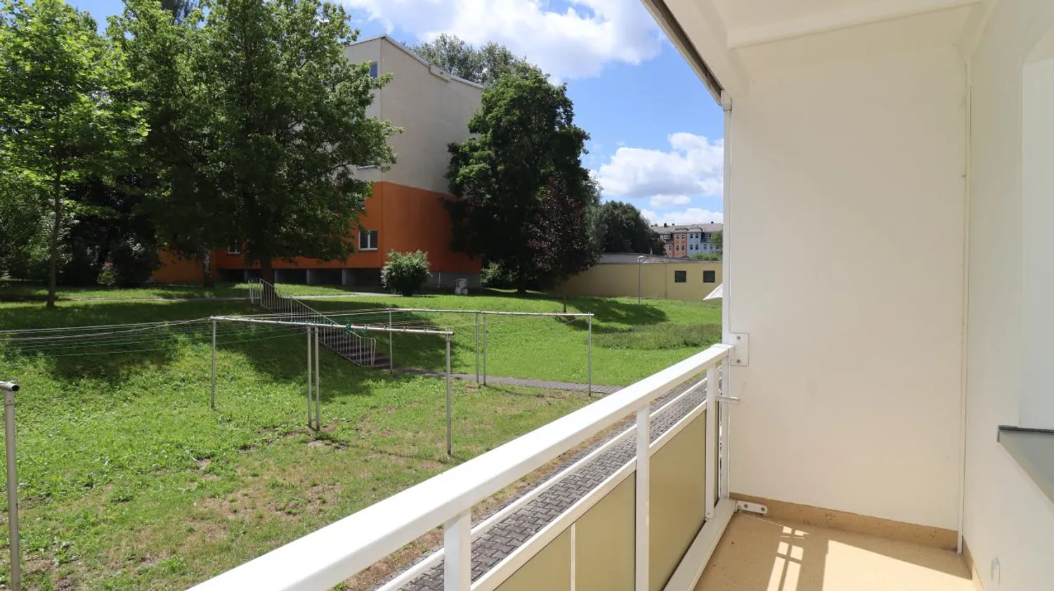 3 room apartment with 68 m² in Chemnitz – Photo 2