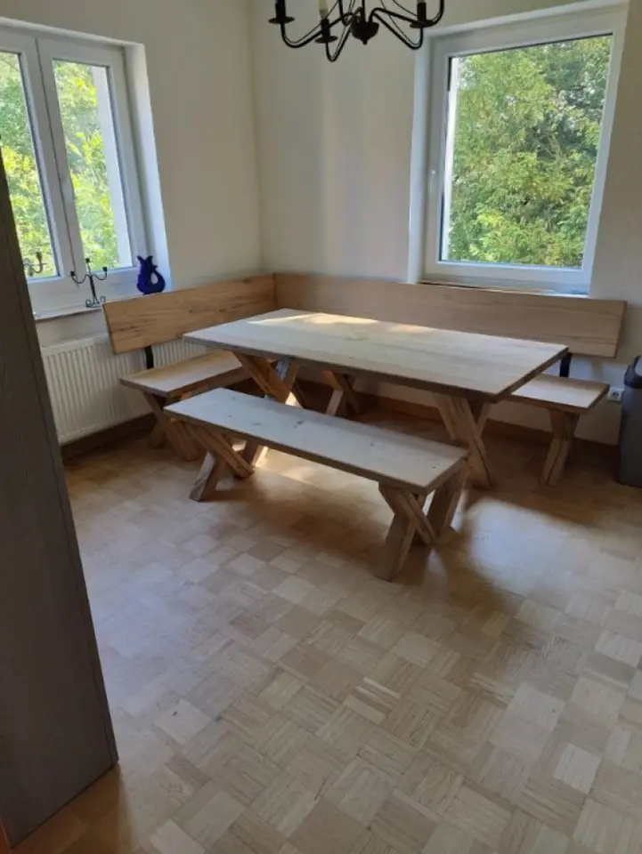 8 Zimmer Wohnung mit 221 m² in Stuttgart – Bild 6