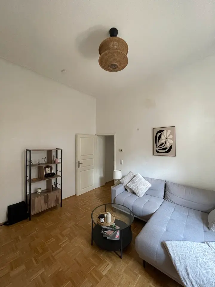 2 Zimmer Wohnung mit 66 m² in Düsseldorf – Bild 2