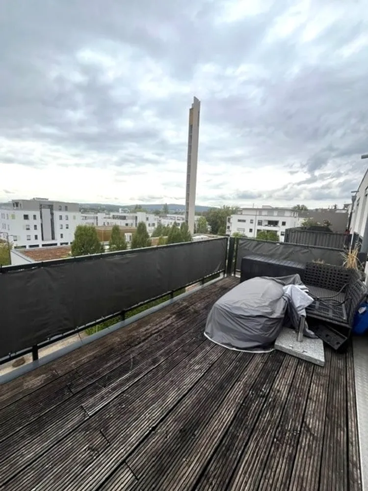 4 Zimmer Wohnung mit 124 m² in Wiesbaden – Bild 1