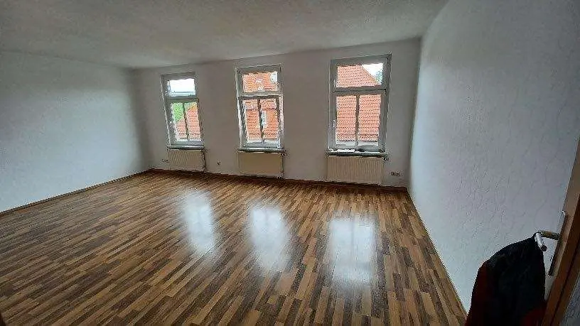 5 Zimmer Wohnung mit 103 m² in Saalfeld/Saale – Bild 1