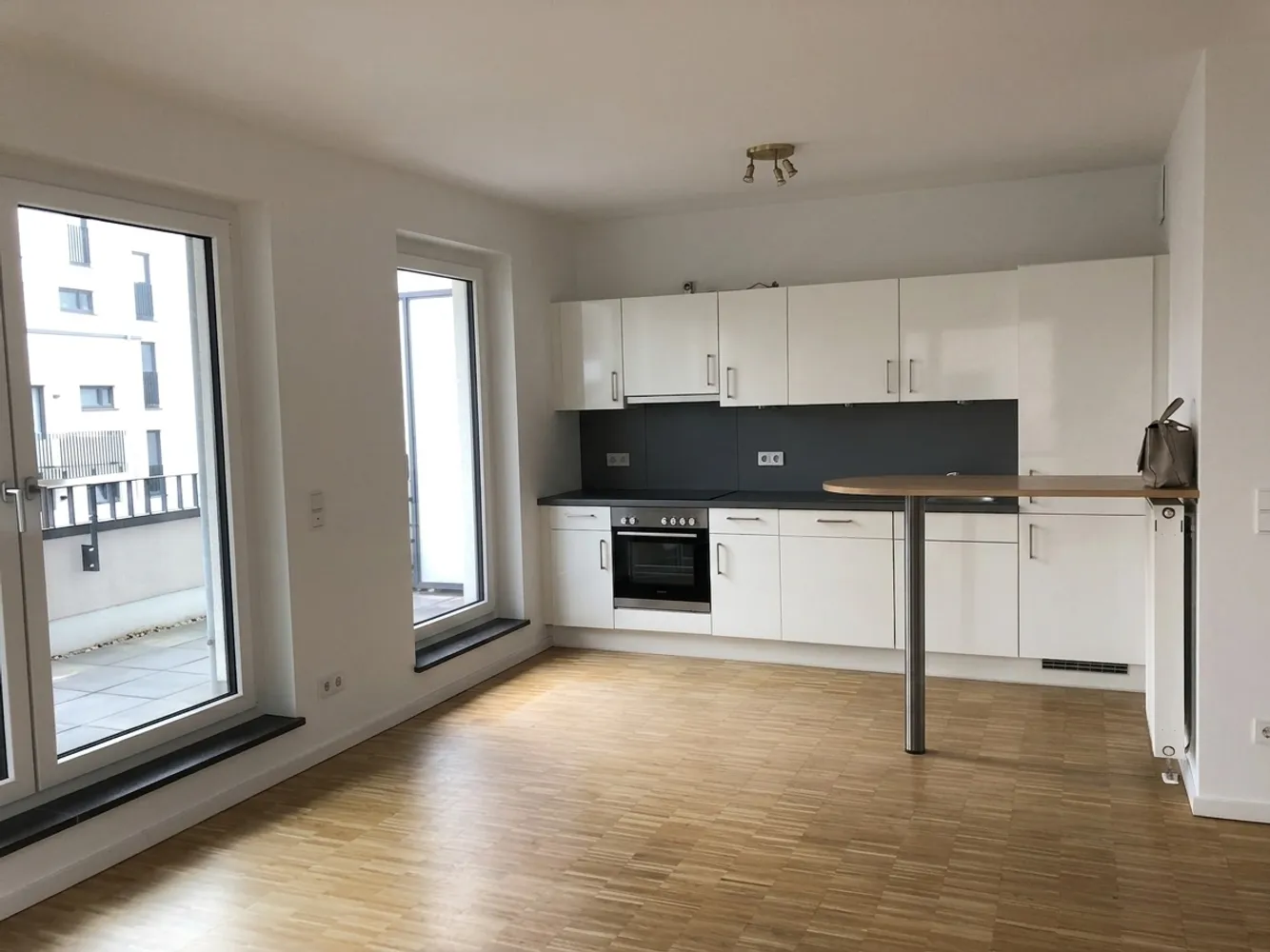 3 Zimmer Wohnung mit 77 m² in Hamburg – Bild 2