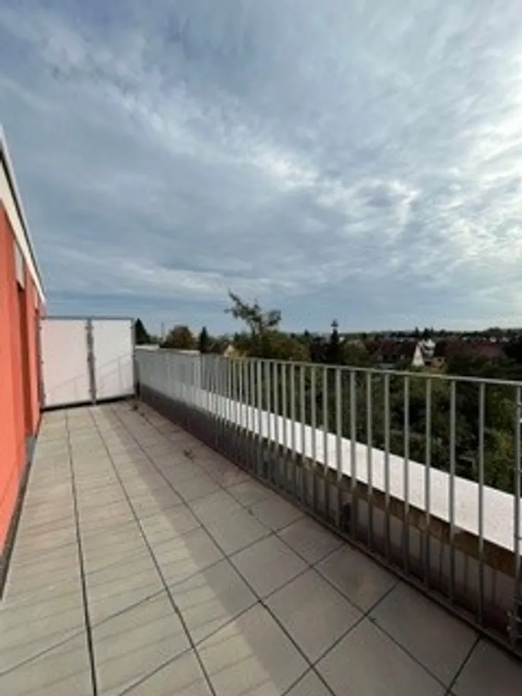 5 room apartment with 110 m² in Berlin – Photo 6