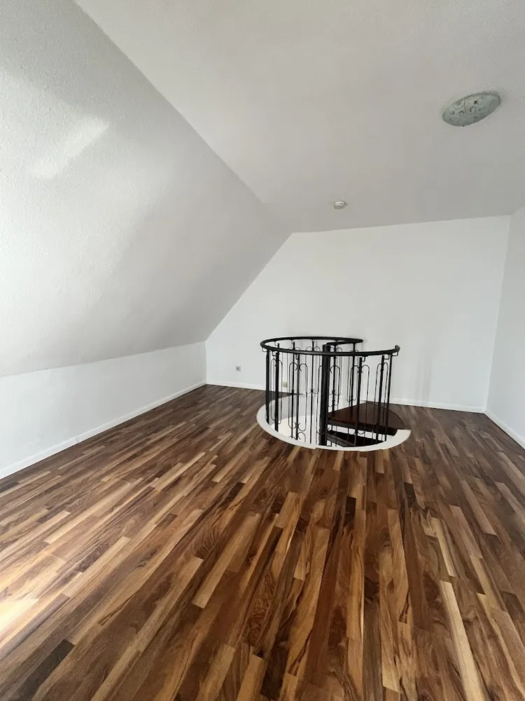 4 Zimmer Wohnung mit 121 m² in Wiesbaden – Bild 11