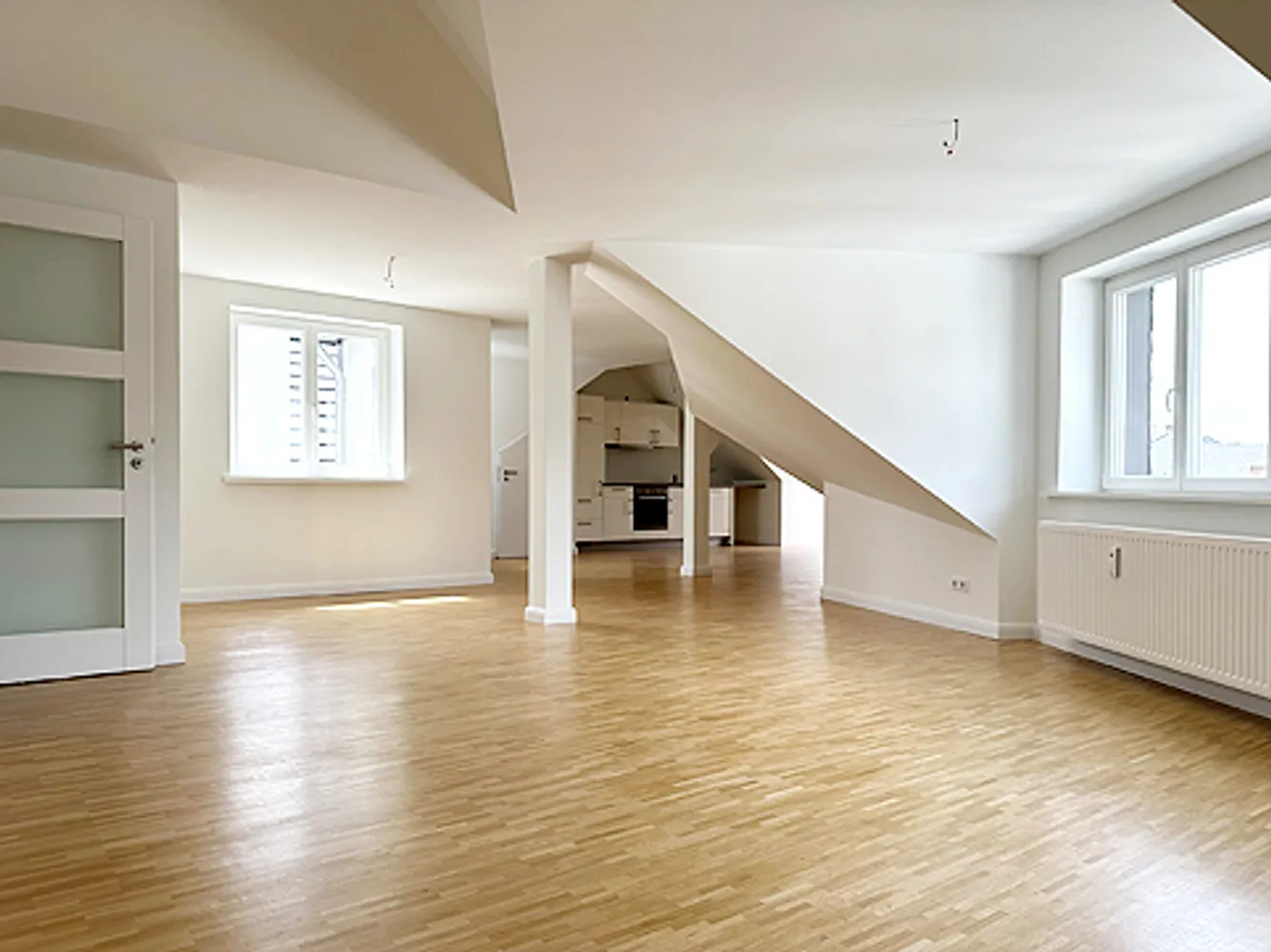 4 Zimmer Wohnung mit 116 m² in Hamburg – Bild 1