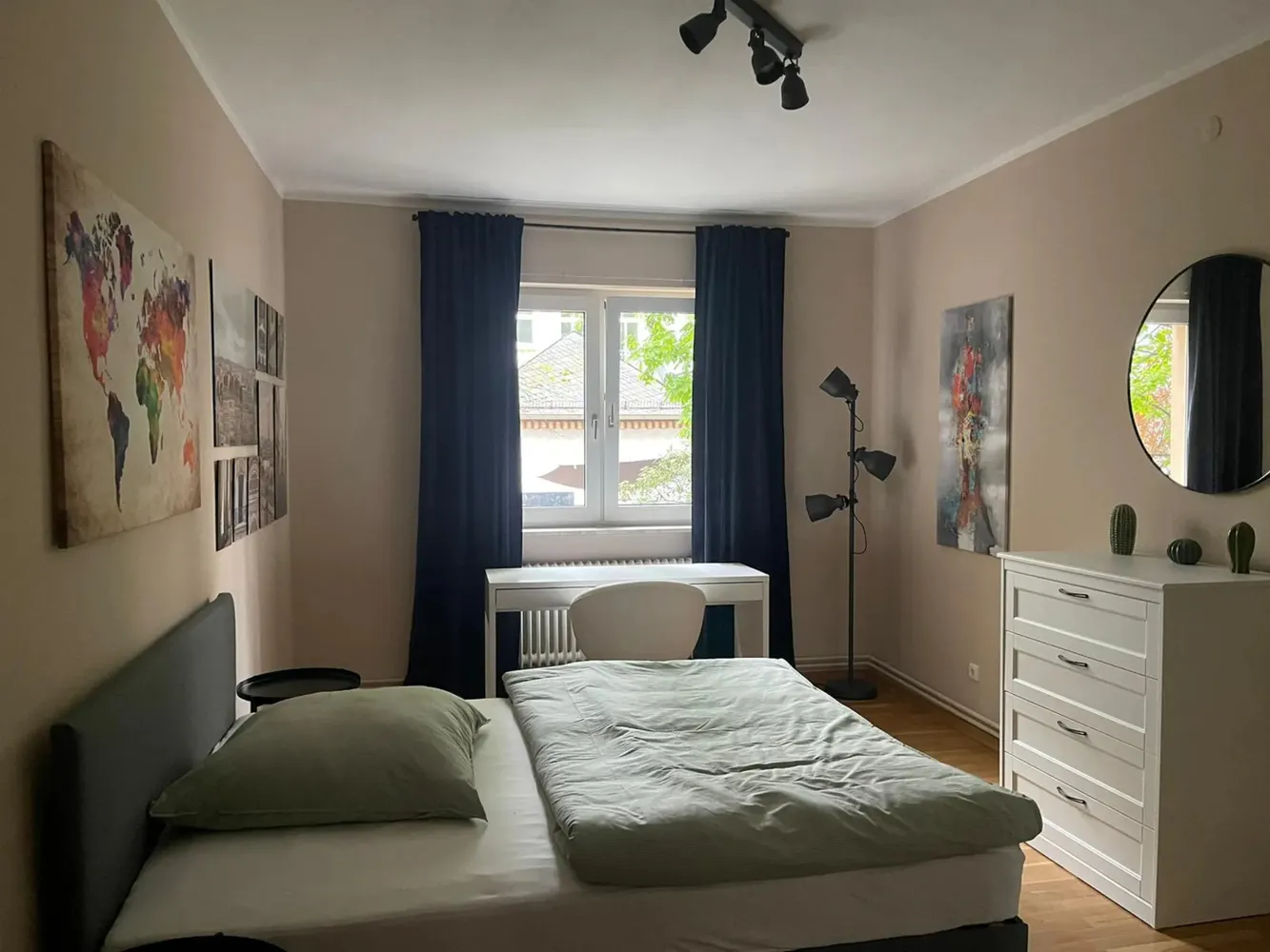 WG-Zimmer mit 25 m² in Frankfurt am Main – Bild 2