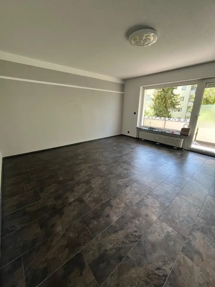2 Zimmer Wohnung mit 60 m² in Wiesbaden – Bild 1