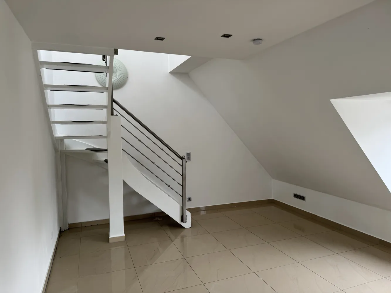 3 Zimmer Wohnung mit 120 m² in Nürnberg – Bild 5