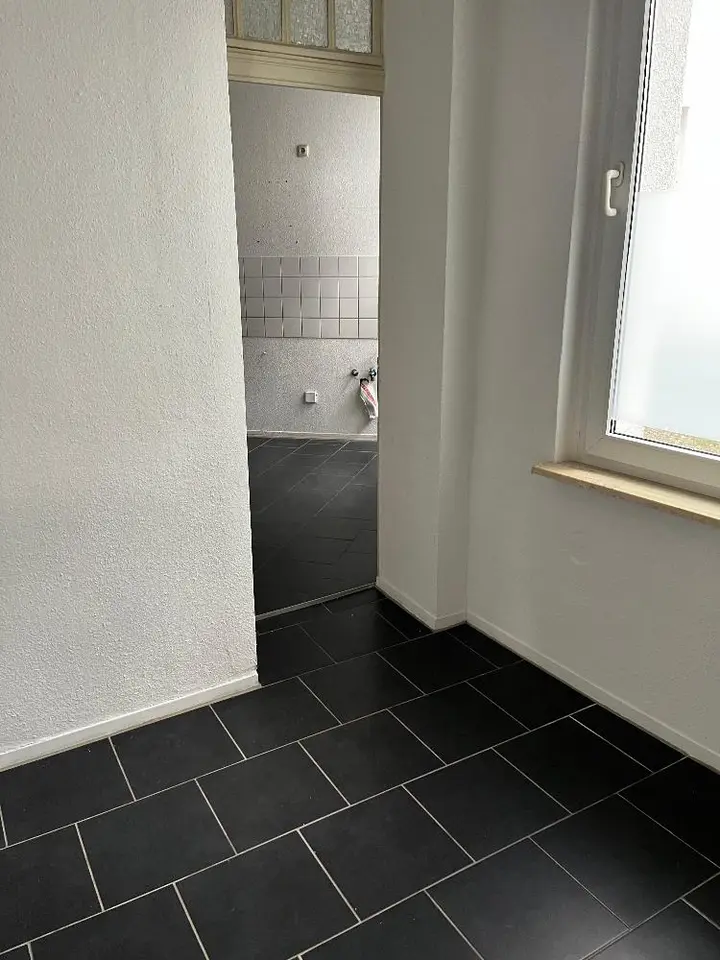 4 Zimmer Wohnung mit 130 m² in Weißenfels – Bild 9