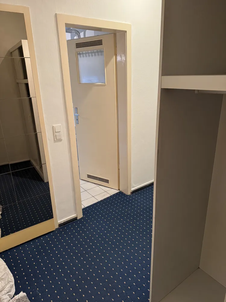 1 Zimmer Wohnung mit 36 m² in Köln – Bild 3