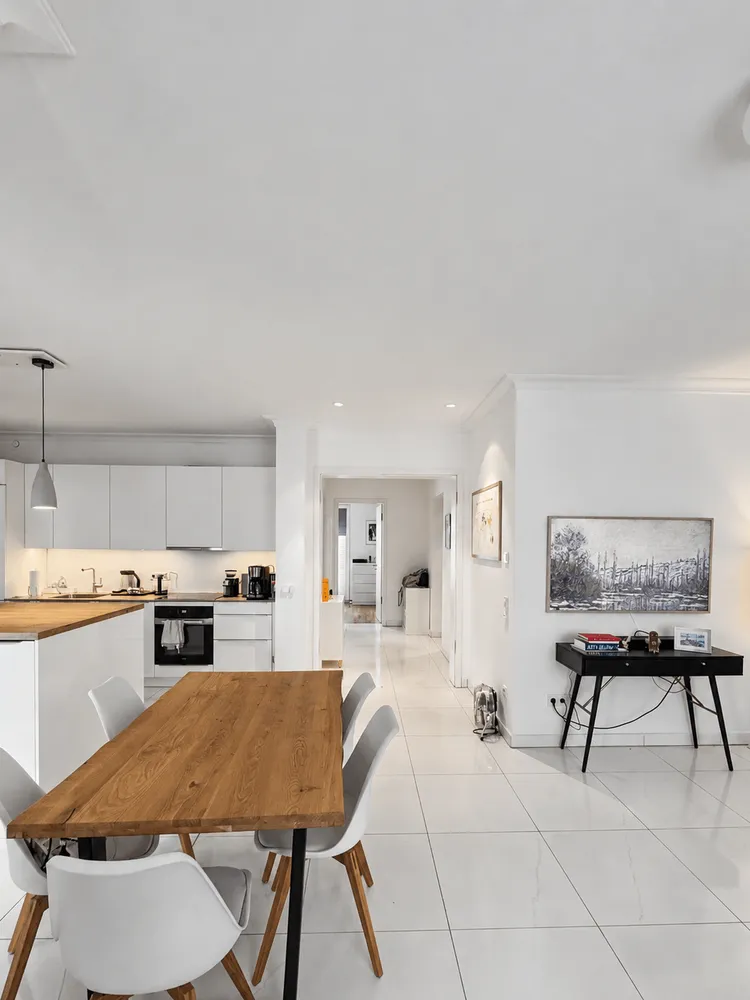 4 Zimmer Wohnung mit 107 m² in München – Bild 3