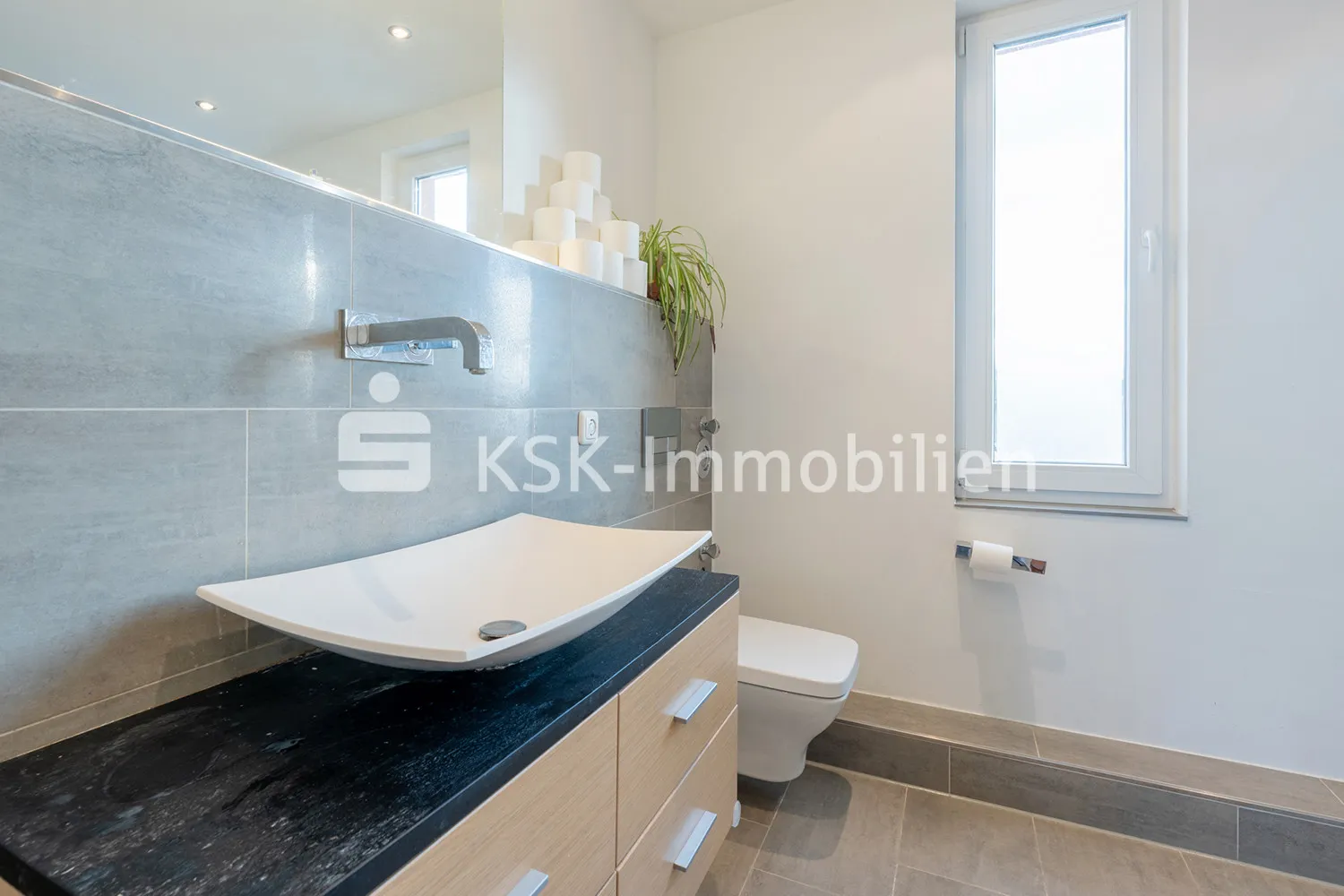 3 Zimmer Wohnung mit 93 m² in Köln – Bild 6