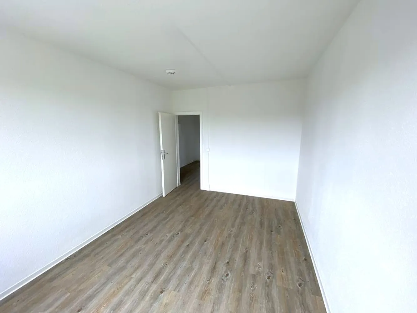 4 Zimmer Wohnung mit 72 m² in Cottbus – Bild 8