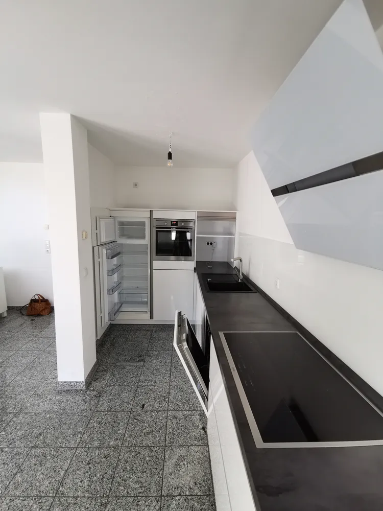 3 Zimmer Wohnung mit 85 m² in Düsseldorf – Bild 3