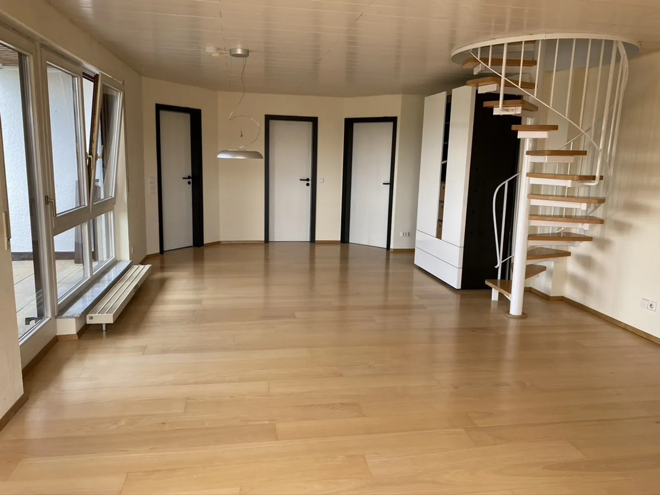 4 Zimmer Wohnung mit 95 m² in Nürtingen – Bild 1