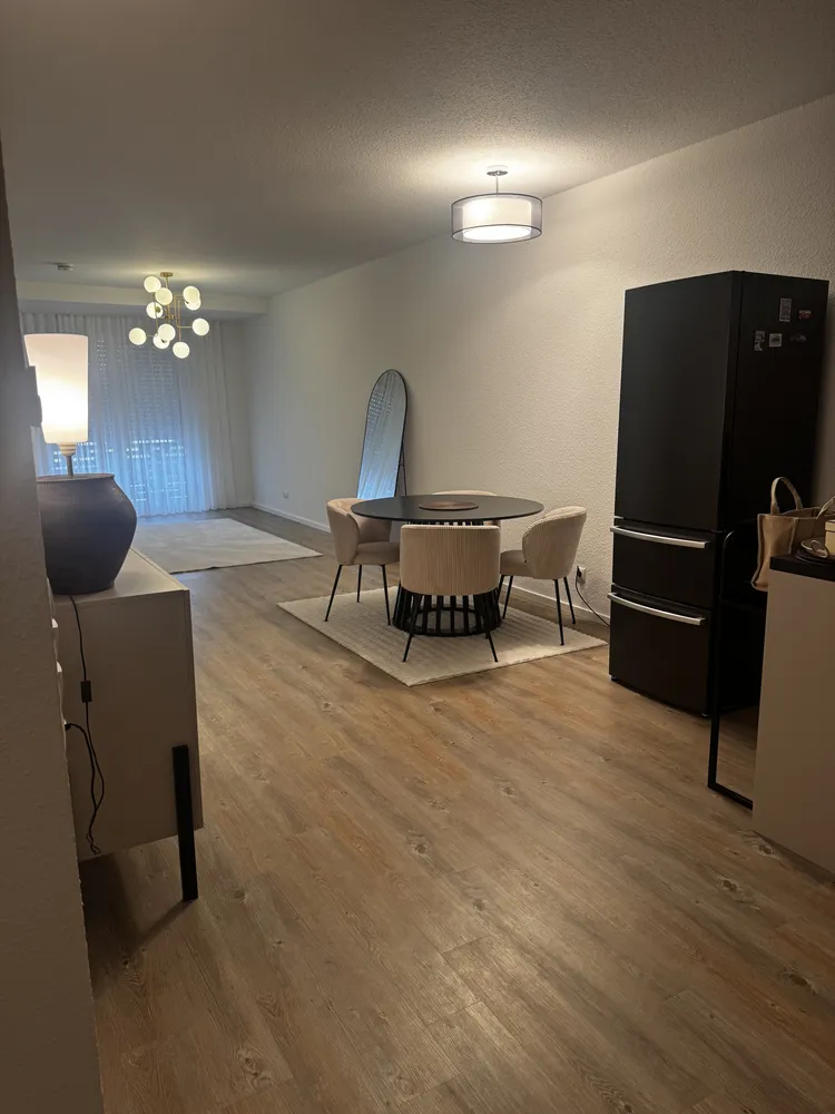 2 Zimmer Wohnung mit 68 m² in Düsseldorf – Bild 2