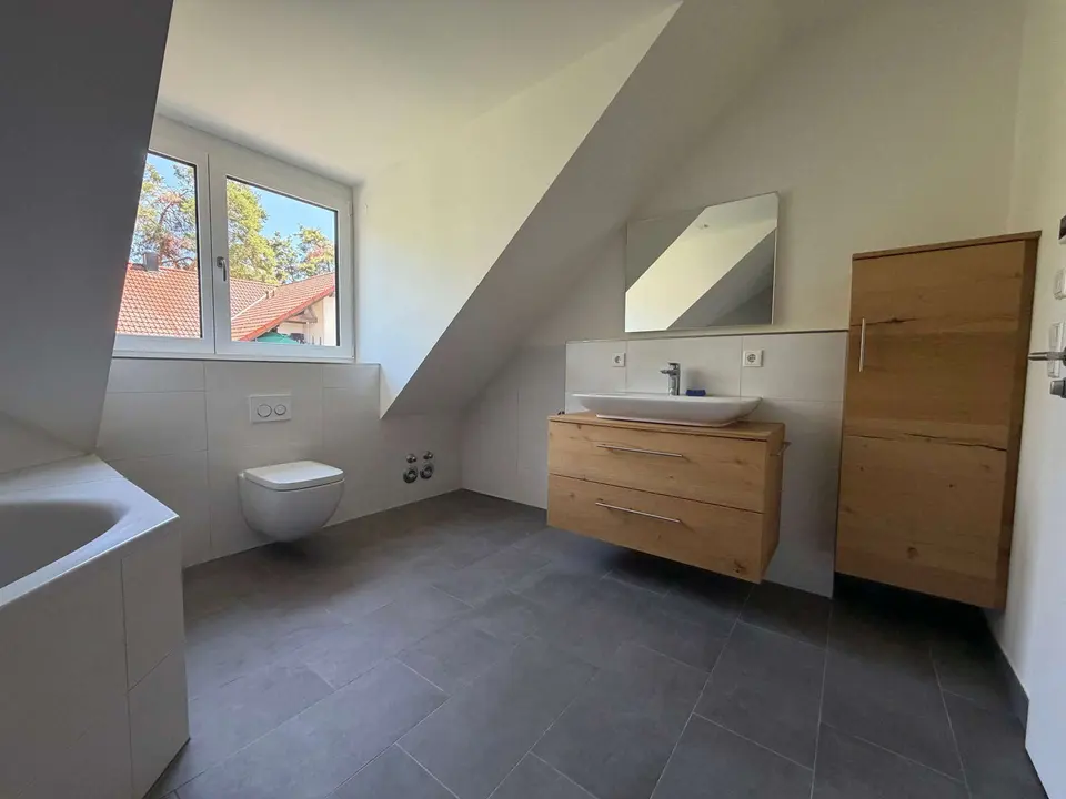 2 Zimmer Wohnung mit 66 m² in Erlangen – Bild 7