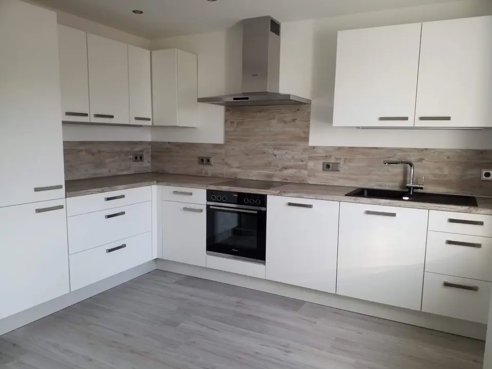 2 Zimmer Wohnung mit 60 m² in Regensburg – Bild 2