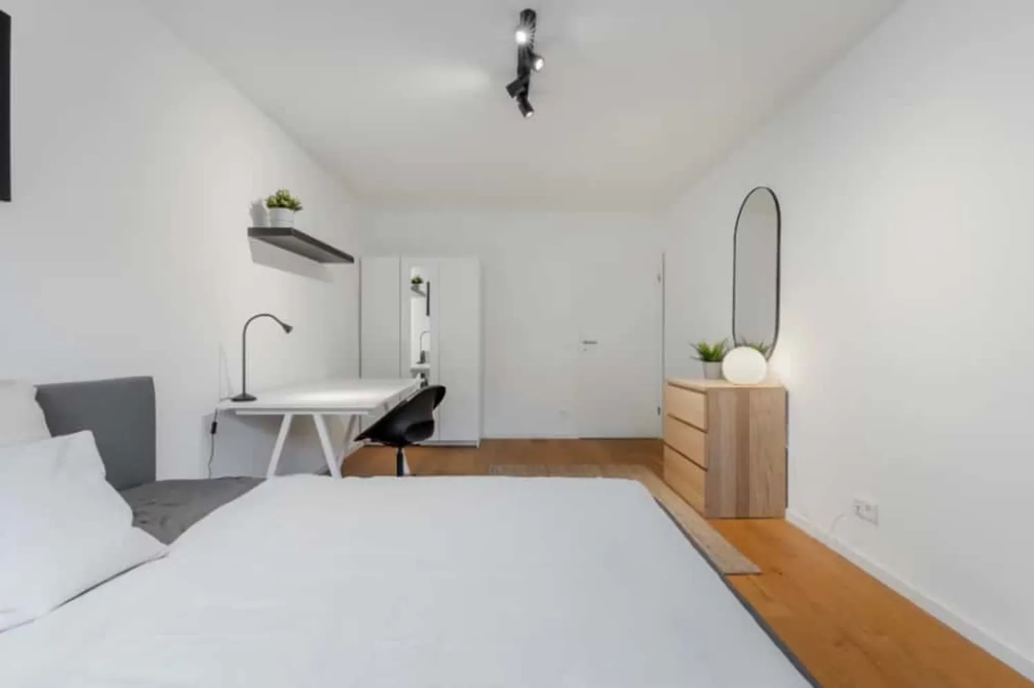WG-Zimmer mit 12 m² in München – Bild 5
