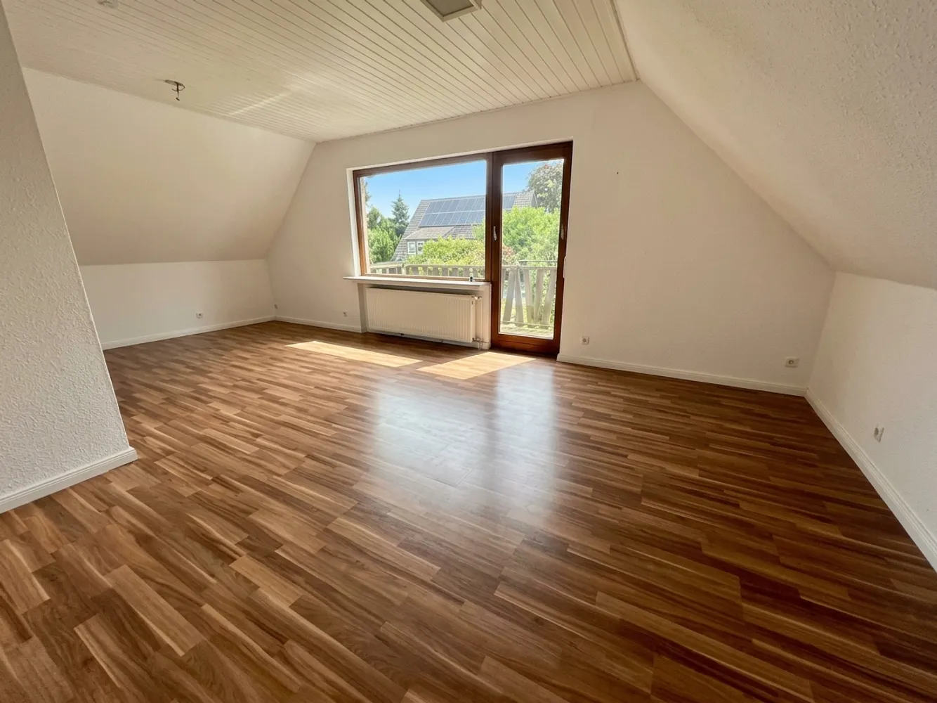 3 Zimmer Wohnung mit 80 m² in Bremen – Bild 2