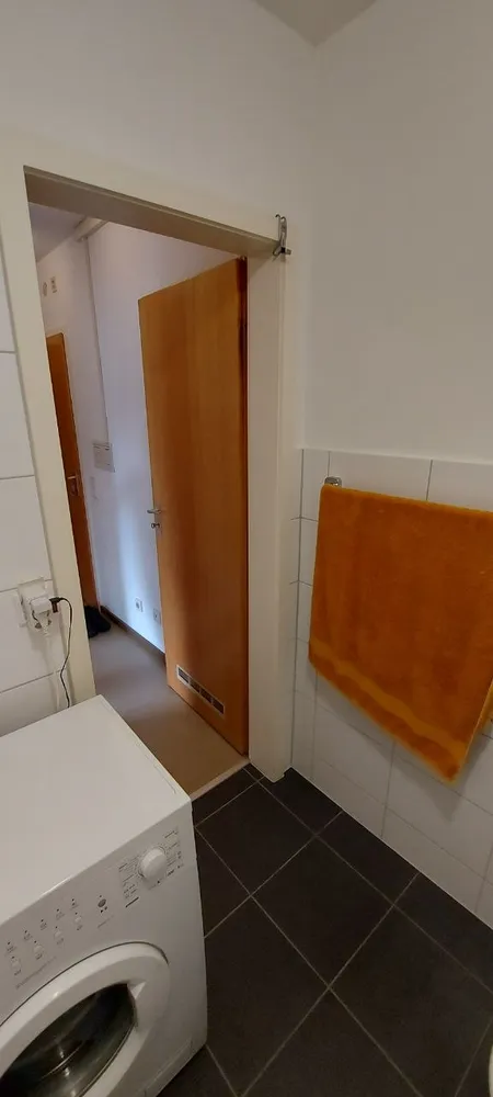 1 Zimmer Wohnung mit 32 m² in Neuss – Bild 2