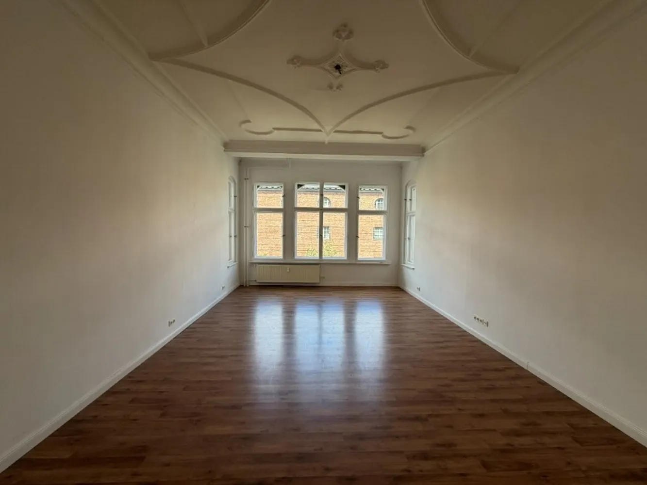 7 Zimmer Wohnung mit 248 m² in Berlin – Bild 7