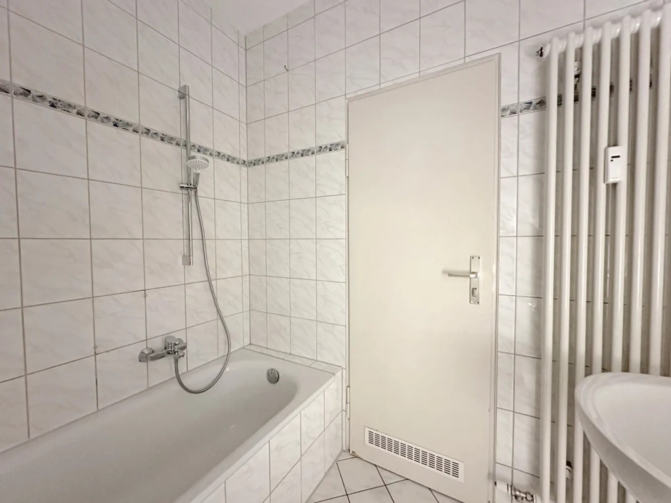 2 Zimmer Wohnung mit 40 m² in Ludwigshafen am Rhein – Bild 4