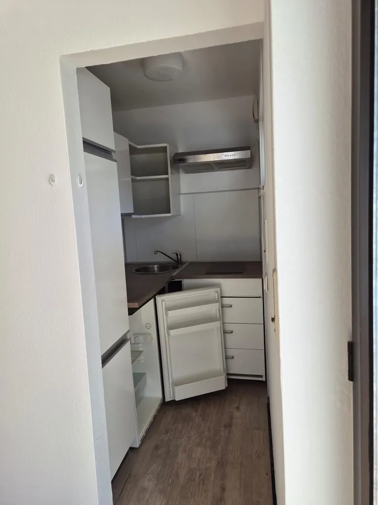 1 room apartment with 28 m² in Stuttgart – Photo 11